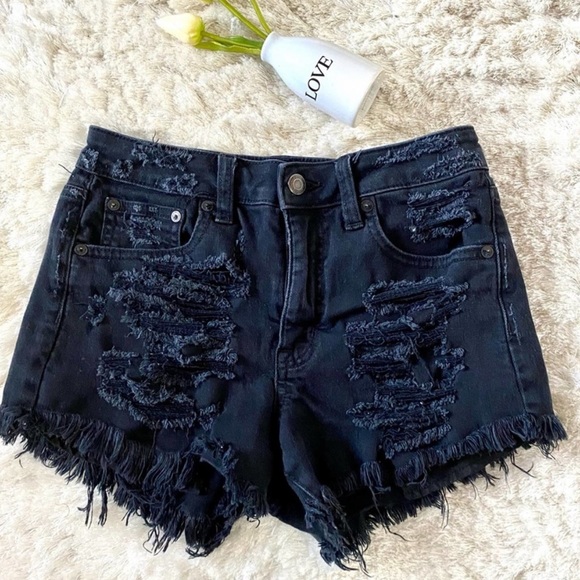 American Eagle Black High Rise Festival Shorts - Picture 4 of 5